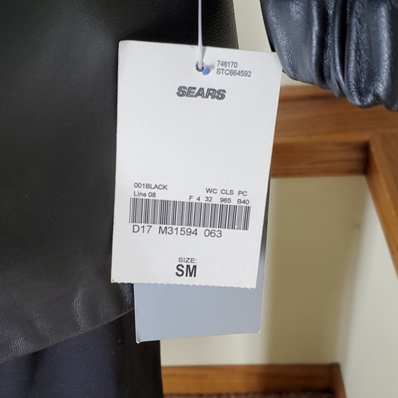 Jacket - Picture 3 of 8